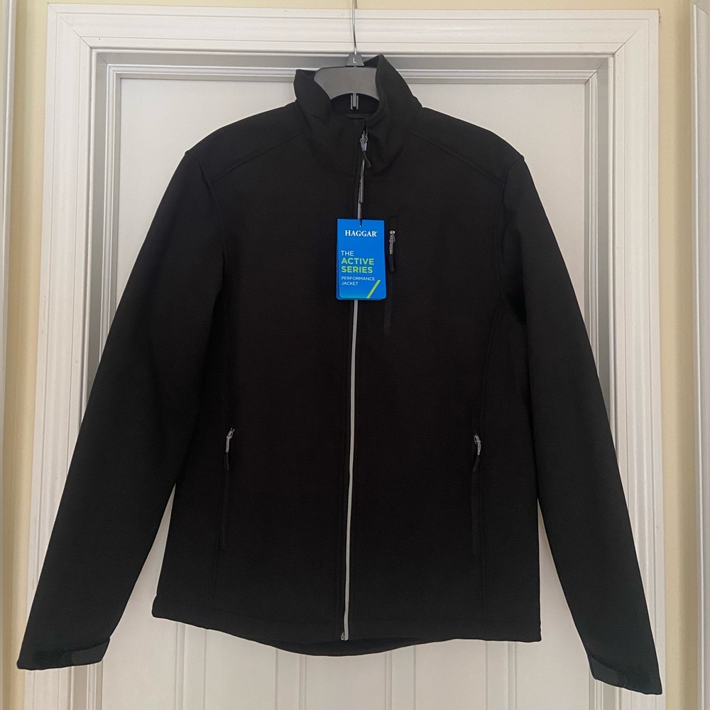 Haggar Men’s Medium Black softshell jacket